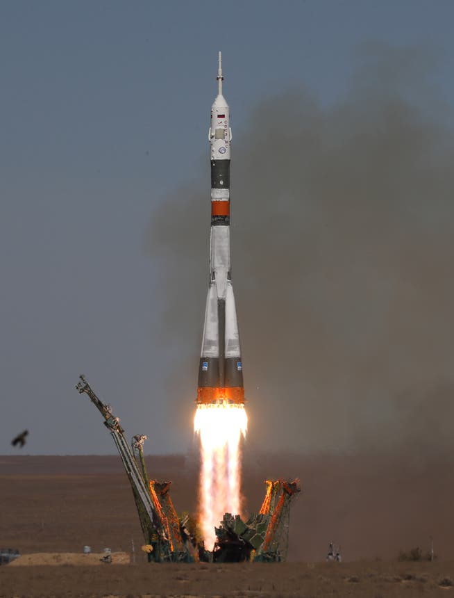 Die Sojus-Rakete beim Start im kasachischen Weltraumbahnhof Baikonur. (Bild: EPA/YURI KOCHETKOV)