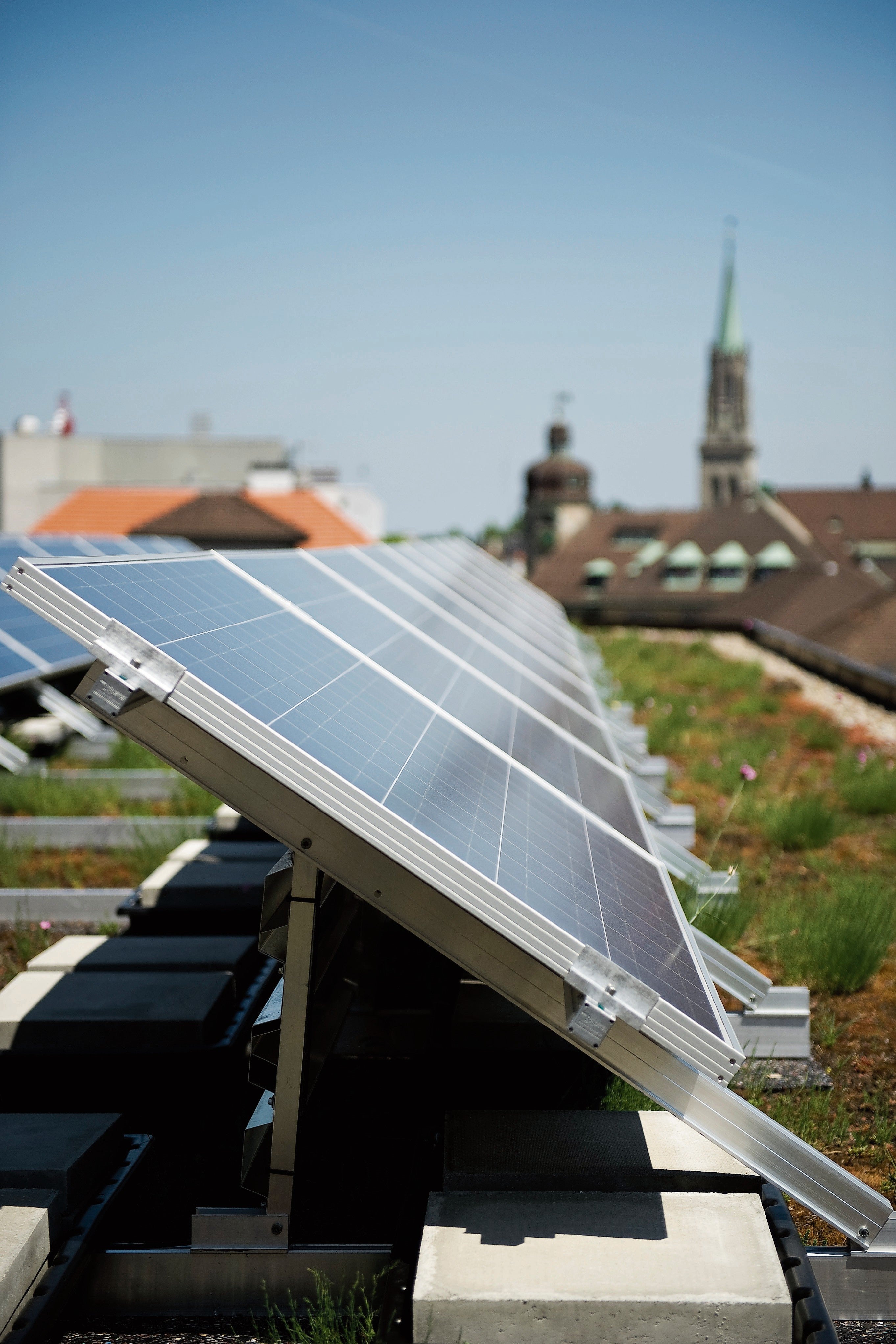 Darum Zahlen Die SAK Weniger Für Solarstrom