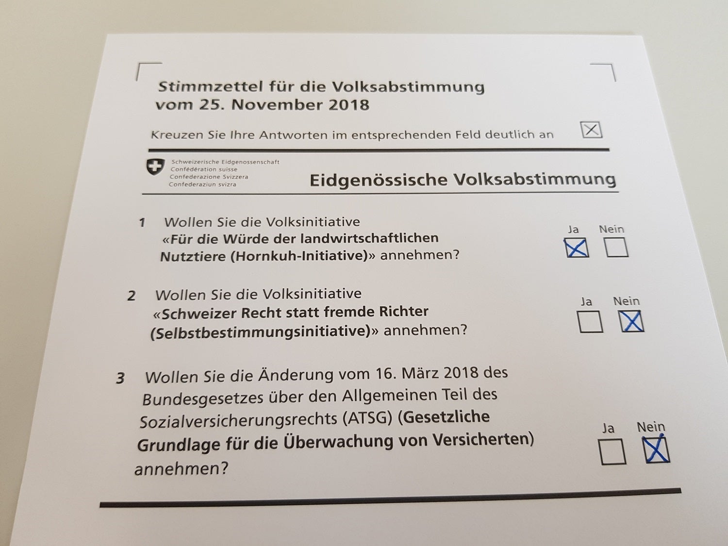 Auf Einen Blick: Die Alten Und Die Neuen Stimmzettel Sowie Ein ...