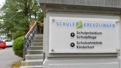 Eingang ins Schulpräsidium Kreuzlingen. (Bild: Donato Caspari)