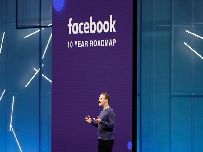 Facebook-Chef Mark Zuckerberg kündigt beim Online-Netzwerk für das nächste Jahr «bedeutende Investitionen» an. (Bild: KEYSTONE/AP/MARCIO JOSE SANCHEZ)