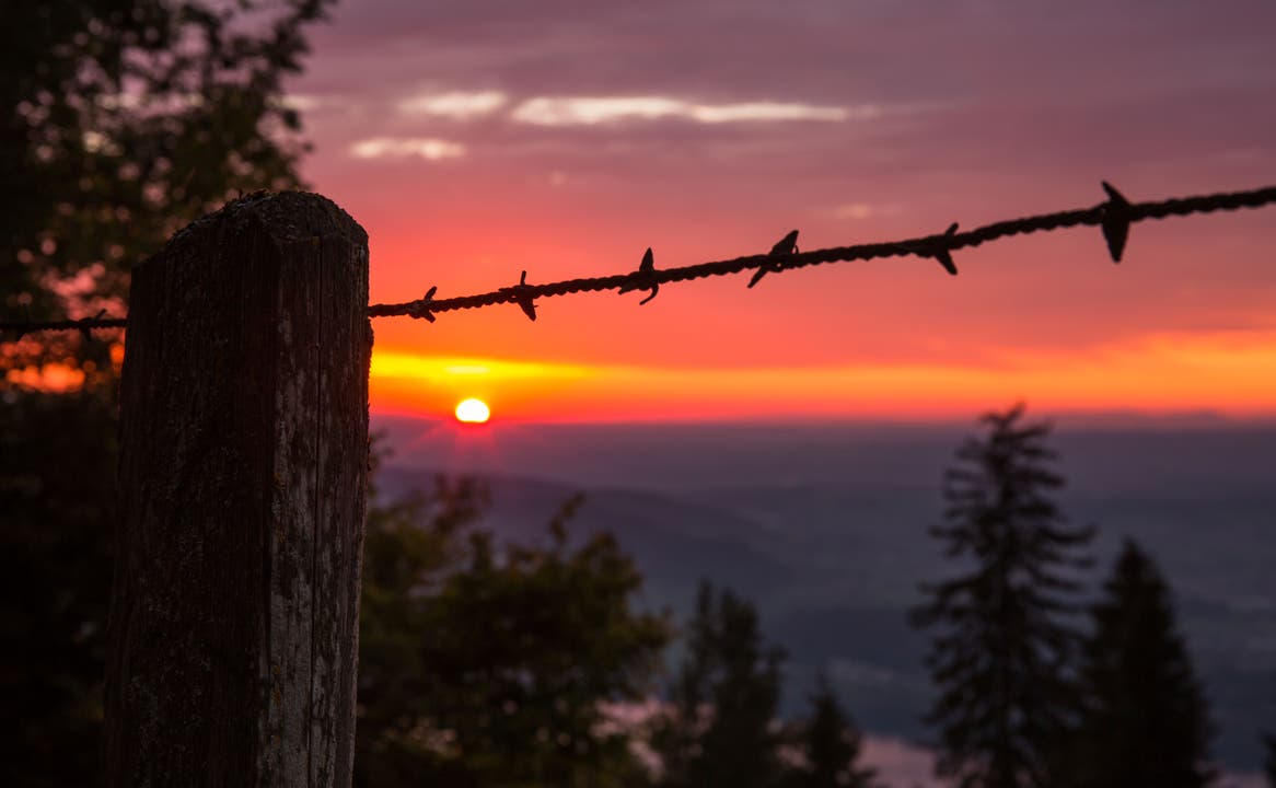 Sonnenuntergang auf dem Zugerberg. (Bild: Daniel Hegglin (6. Oktober 2018))
