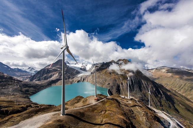 Solche Windparks wie hier im Kanton Wallis sind in der Ostschweiz zurzeit kaum denkbar. (Bild: Keystone)