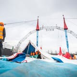 Der Zirkus Knie baut im April 2018 sein Zelt in der Grossen Allmend in Frauenfeld auf. (Bild: Andrea Stalder)