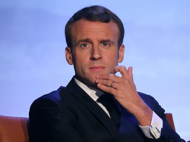Die Unterstützung im Volk schwindet: Frankreichs Präsident Emmanuel Macron kämpft mit schlechten Umfragewerten. (Bild: KEYSTONE/AP AFP Pool/LUDOVIC MARIN)
