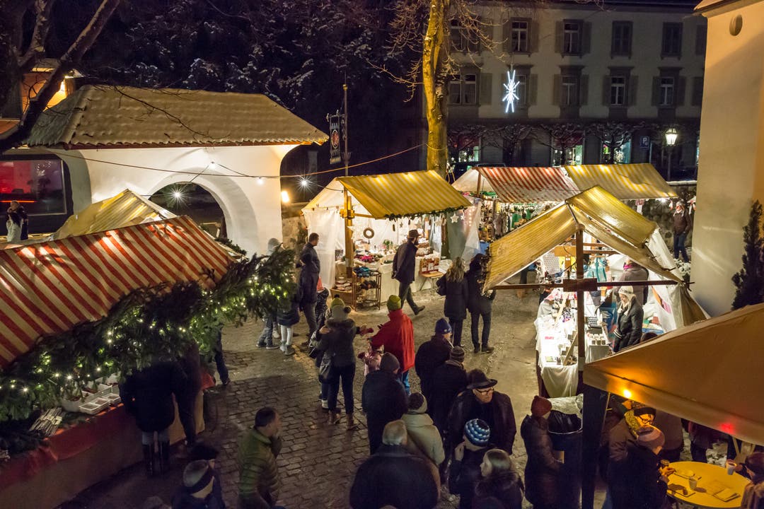 In diesem Jahr findet der Markt am 8. und 9. Dezember statt. (Bild: André A. Niederberger, Stans, 9. Dezember 2017)