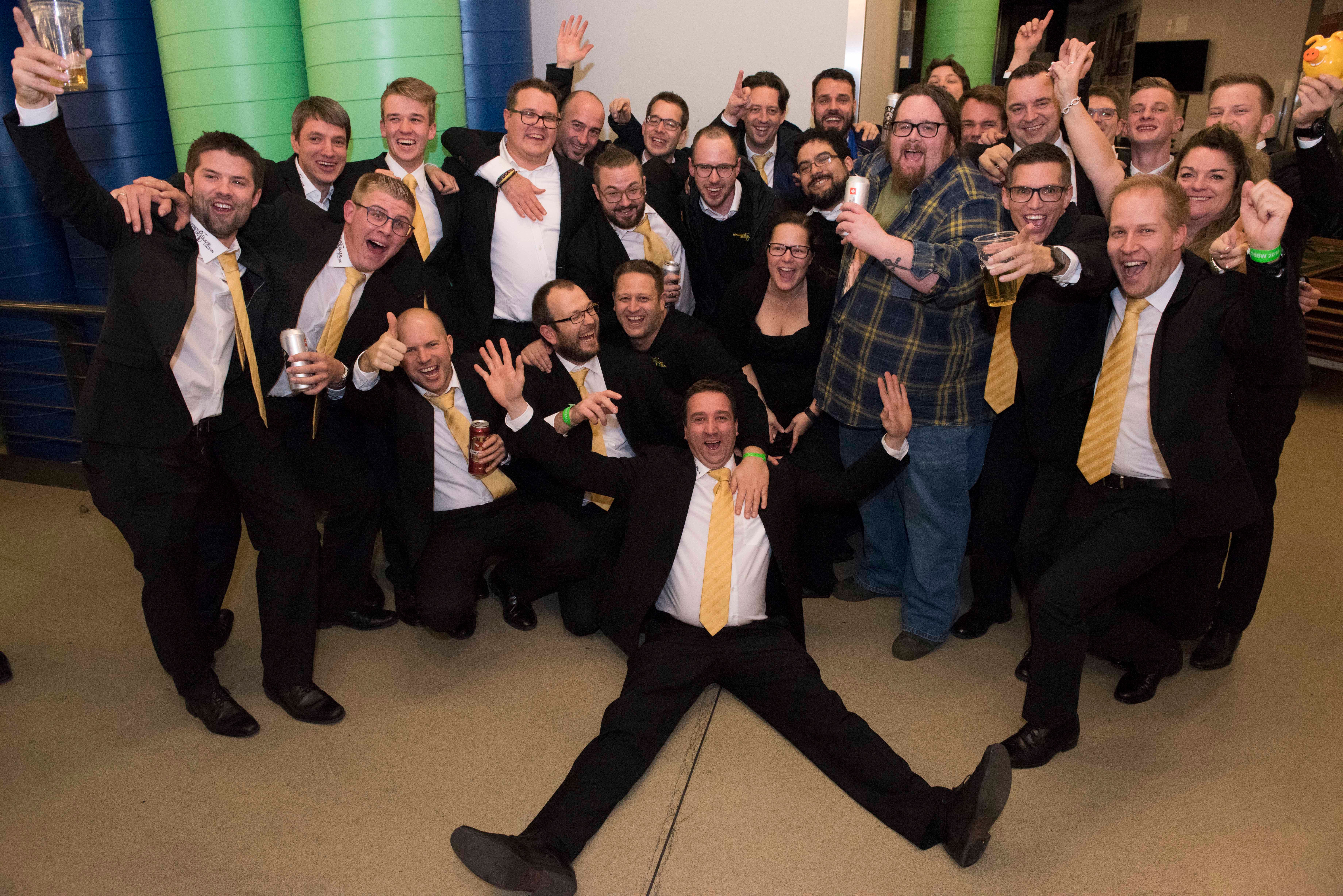 Die Brass Band Bürgermusik Luzern freut sich über den zweiten Platz in der Höchstklasse der gleichzeitig den Sprung an die Europameisterschaft bedeutet. (Bilder: Philippe Dutoit, Montreux, 24. und 25. November 2018) 