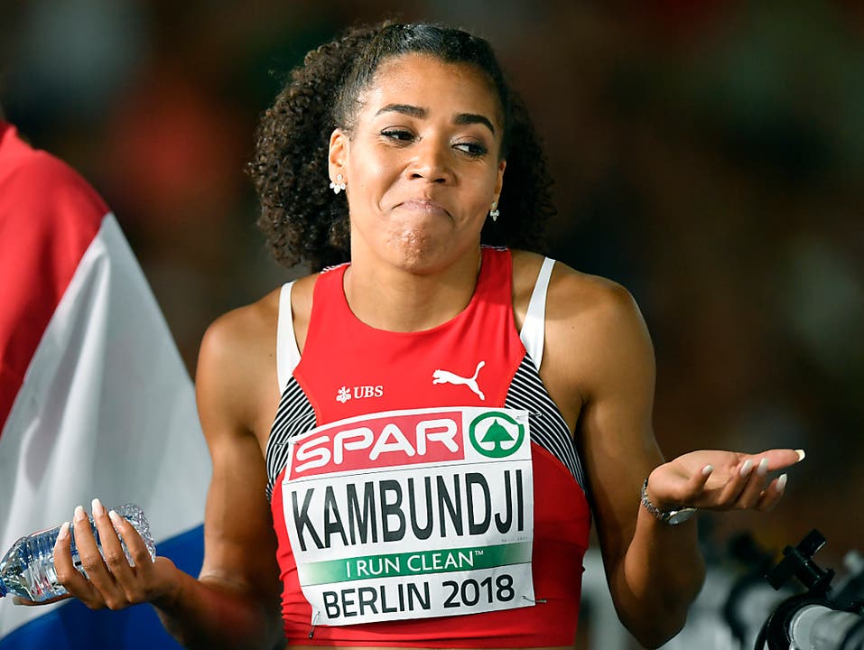 Mit drei 4. Rängen war Mujinga Kambundji an der EM in Berlin trotz starker Leistungen über 100 m, 200 m und mit der 4 x 100-m-Frauenstaffel schlecht belohnt. Trotzdem war 2018 leistungsmässig ihre bislang beste Saison. Über 100 m drückte die Bernerin den Schweizer Rekord unter elf Sekunden. (Bild: KEYSTONE/WALTER BIERI)
