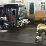 Vier Leichtverletzte bei Unfall mit Linienbus in Olten
