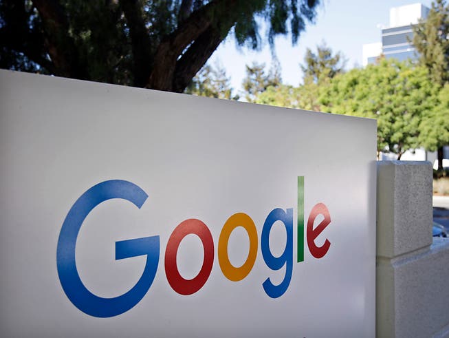 Das Online-Netzwerk Google Plus soll nach einer erneuten Datenpanne innert dreier Monaten dicht machen. (Bild: KEYSTONE/AP/MARCIO JOSE SANCHEZ)