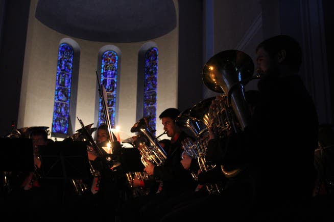 Die Ostschweizer Liberty Brass Band (im Bild) und das Engel-Chörli aus Appenzell sorgten für ein abwechslungsreiches Musikerlebnis in der Kirche St.Kilian. (Bild: Corinne Bischof)