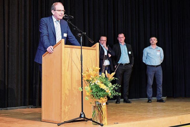 Regierungsrat Bruno Damann eröffnete die Gewerbeschau in Mosnang. (Bild: Sascha Erni)