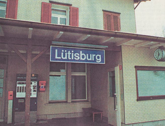 Bahnhof Lütisburg: Obwohl andere Stationen Vorrang haben, plant die SBB, den Bahnhof zu verkaufen.Die SBB will aber nur Bahnhöfe verkaufen, wenn der Ertrag stimmt. (Bild: PD)
