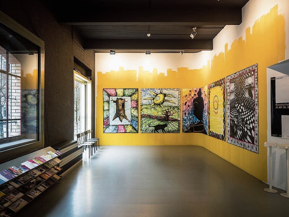 Die düsteren Spraybilder Stefan Inauens in der Kunsthalle St. Gallen schöpfen ihre Motive ebenso aus Subkulturen wie aus der Kunstgeschichte. (Bild: Hanspeter Schiess)