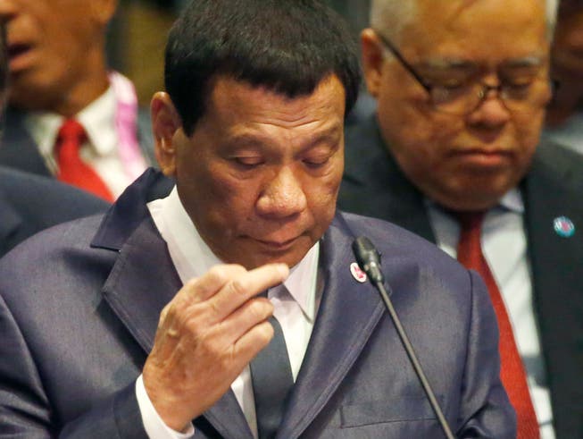 Der Präsident der Philippinen Rodrigo Duterte hat sich kritisch über die katholische Kirche geäussert. (Bild: KEYSTONE/AP/BULLIT MARQUEZ)