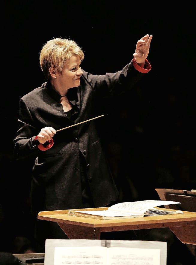 Frauen in Führungspositionen als Dirigentinnen am Festival: die Amerikanerinnen Marin Alsop (59) und... (Bild: PD/LF)