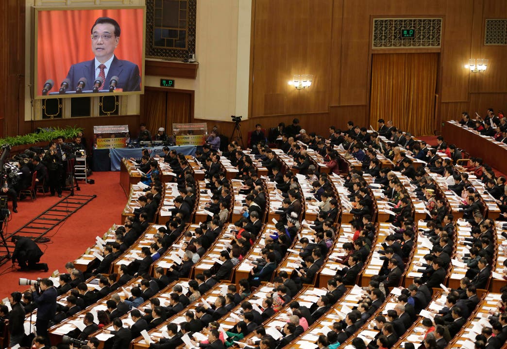 Der Chinesische Premier Li Keqiang gibt einen Arbeitsbericht. (Bild: Andy Wong)