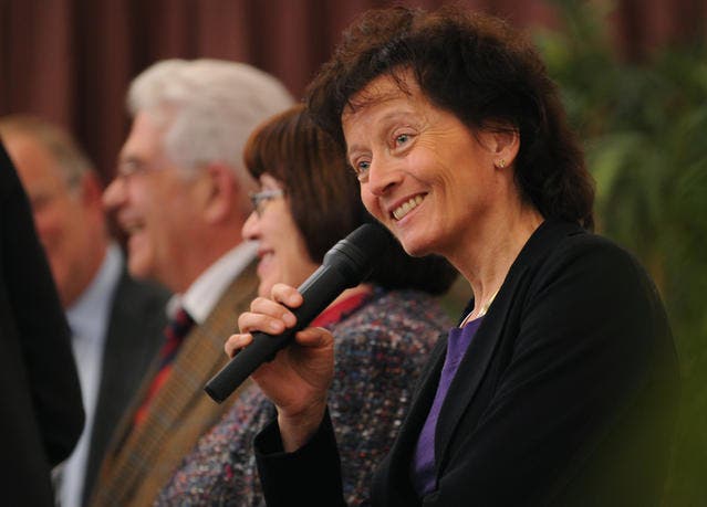 Bundesrätin Eveline Widmer-Schlumpf an der Podiumsdiskussion in Sarnen. (Bild Corinne Glanzmann/Neue OZ)