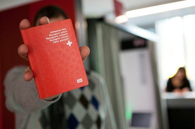 Ohne einen gültigen Pass gibts keine Ferien im Ausland. (Bild: Keystone)