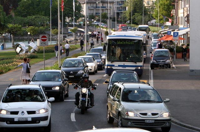 Auf der linken Spur in der Vorstadt wird eine Busspur eingerichtet. (Bild: Archiv Neue ZZ)