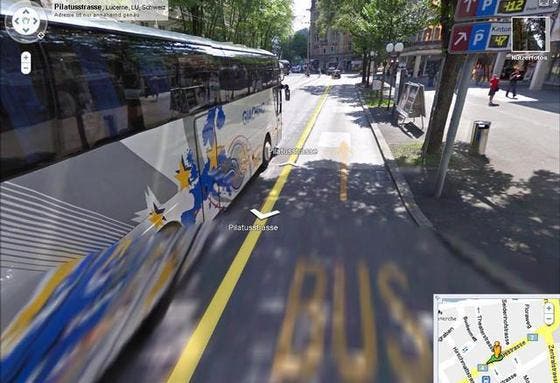 Auf der Busspur an Reisecar vorbeigezogen. (Bild Google Street View)