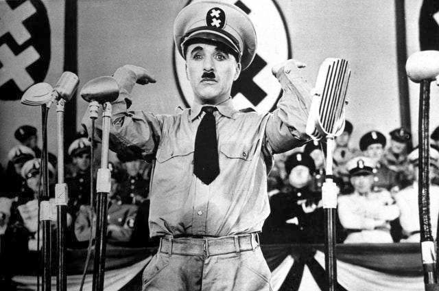 Alles Geschichte? Charlie Chaplin in seinem Film «Der grosse Diktator» von 1940. (Bild: Getty)