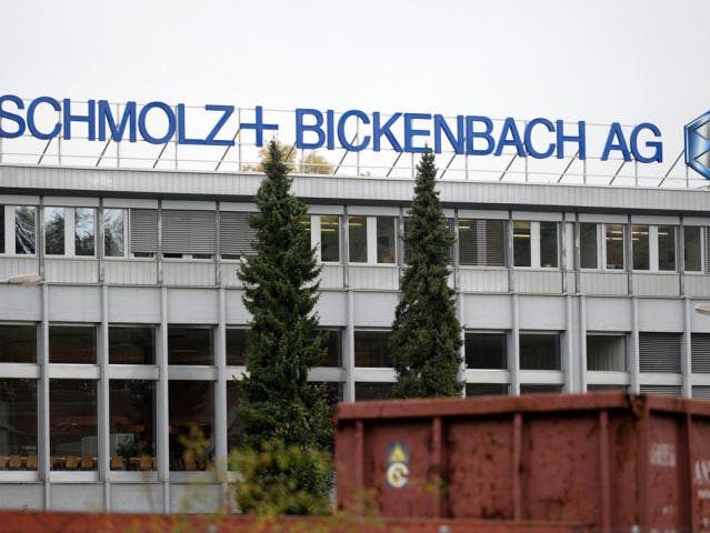 Der Hauptsitz des Stahlkonzerns Schmolz+Bickenbach in Emmenbrücke (Bild: KEYSTONE)
