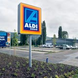 PERLEN: Aldi Suisse plant grösste Photovoltaik-Anlage