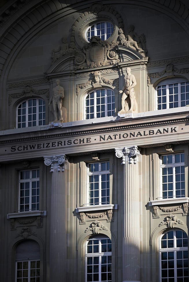 Die Schweizerische Nationalbank in Bern. Bild: Keystone/Peter Klaunzer (15. Januar 2015).