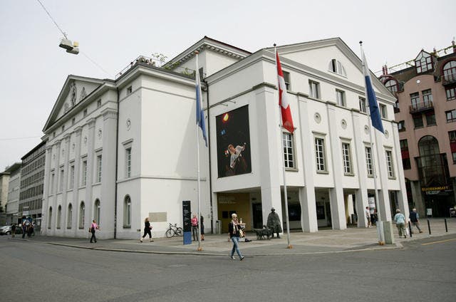 Das Luzerner Theater am heutigen Standort. (Archivbild Philipp Schmidli)