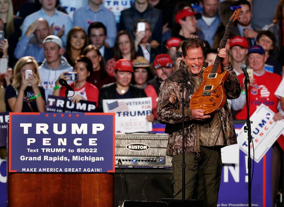 Musiker Ted Nugent spielt für Donald Trump. (Bild: Keystone)
