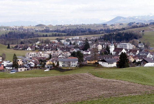 Das Dorf Neuheim. (Bild: Werner Schelbert (Neuheim, 22. Februar 2027))