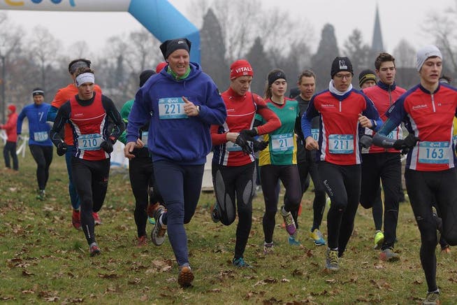 Über 200 Läufer nahmen an der dritten Ausgabe des «Lozärner Cross» teil. (Bild: PD / Gabriel Kaspar)
