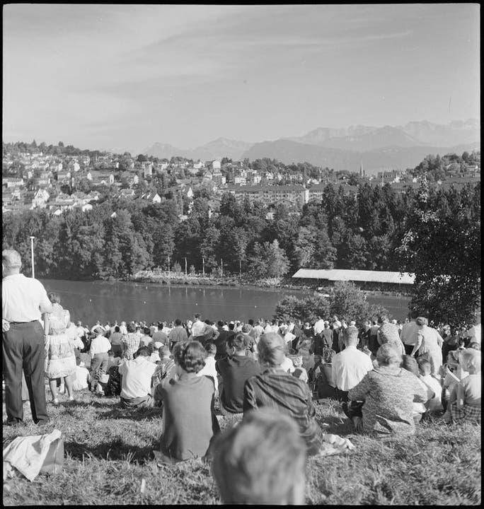 1962 fand auf dem Rotsee die erste Ruder-WM statt. (Bild: Max A. Wyss / Stiftung Fotodok)
