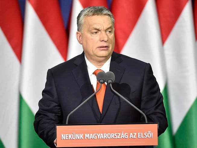 "Ungarn first": Ungarns Regierungschef Viktor Orban kritisierte in einer Rede zur Lage der Nation einmal mehr die Einwanderungspolitik in der EU. (Bild: KEYSTONE/EPA MTI/ZOLTAN MATHE)