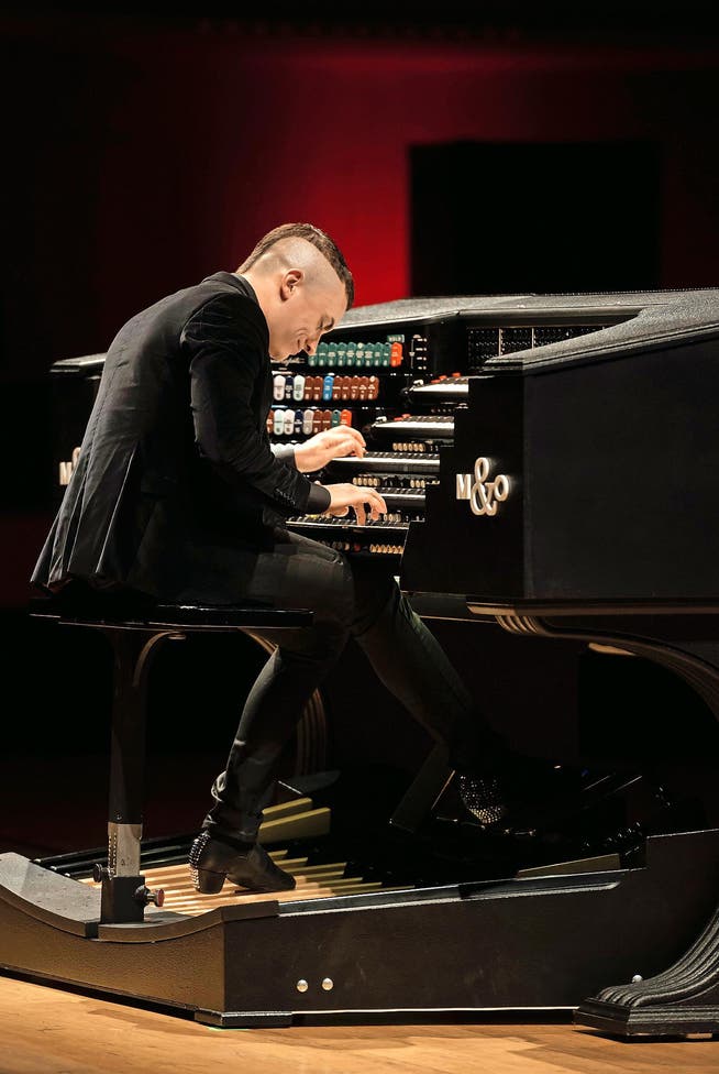 Brachte seine futuristische Orgel mit ins KKL: Cameron Carpenter. (Bild: Priska Ketterer/LF)