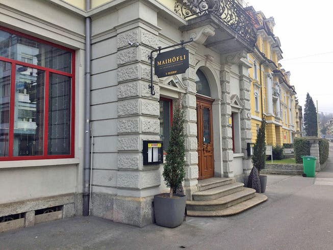 Eingang des Restaurants Maihöfli in der Stadt Luzern. (Bild: René Meier (Luzern, 21. Februar 2018))