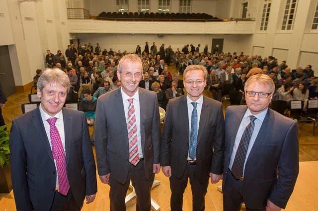 Die Nidwaldner Regierungsratskandidaten im Überblick: Sepp Durrer (FDP), Walter Odermatt (SVP), Conrad Wagner (Grüne) und Josef Niederberger (CVP). (Bild: Keystone / Urs Flüeler)