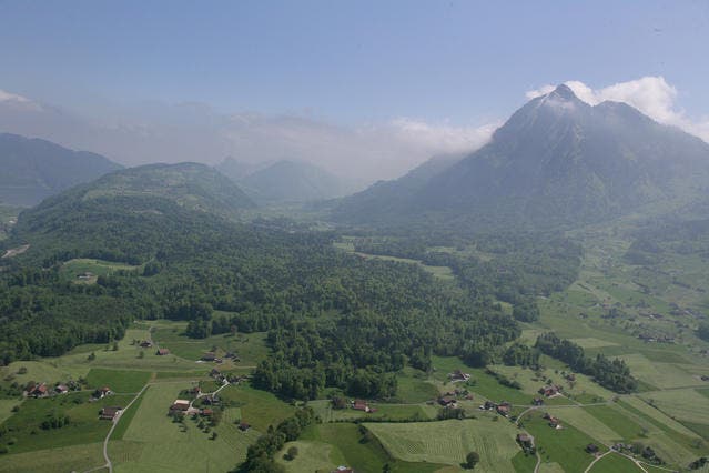 Das bewaldete Gebiet mit dem Kernwald zwischen Obwalden und Nidwalden gehört der Korporation Kerns und der Ürtekorporation Ennetmoos. (Bild Daniel Reinhard/Neue OZ)