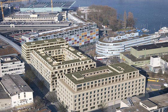 Die geplante Überbauung City Bay in Luzern (im Vordergrund): Hier will sich die Direktion der Hochschule einmieten. (Modellbild pd)