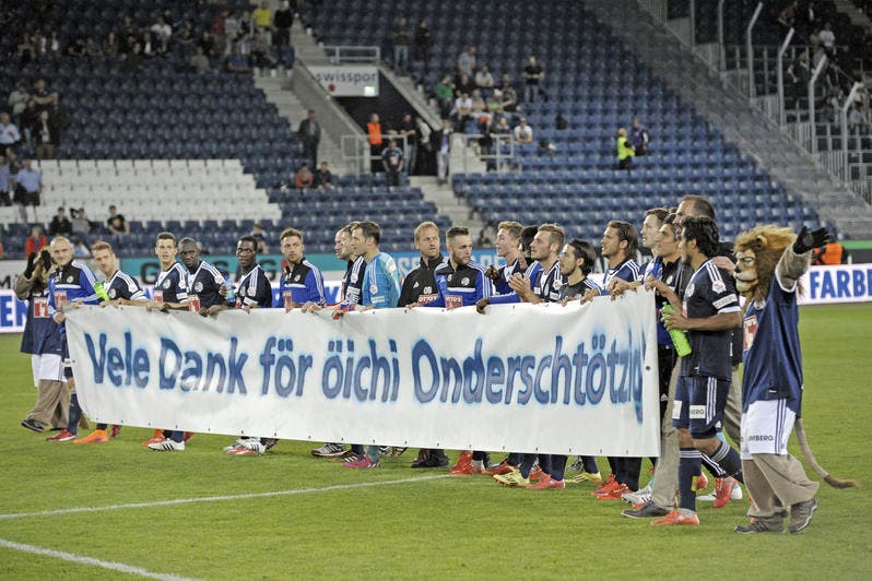 Der Dank des FCL an seine Fans. (Bild: Pius Amrein / Neue LZ)