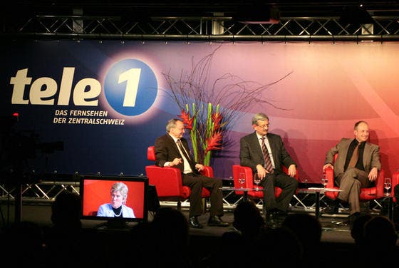 Szene aus einer Medienkonferenz zu Tele 1 im Verkehrshaus Luzern im Januar 2008. (Bild Chris Iseli/Neue LZ)