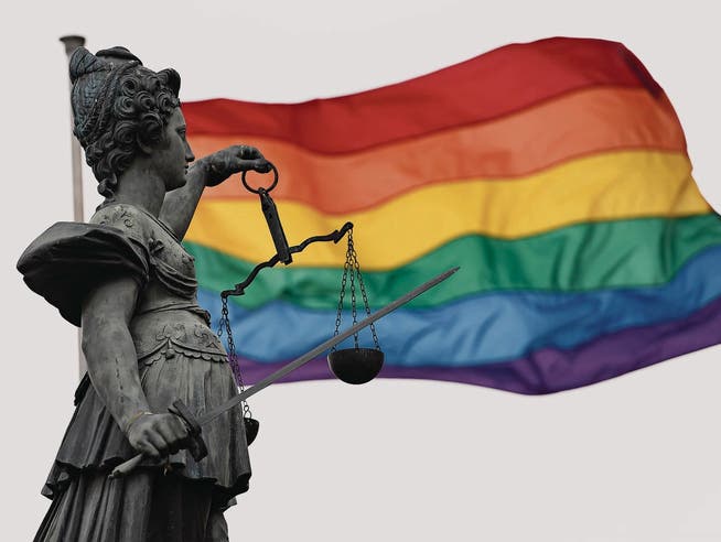 Den noch lebenden Opfern der Schwulendiskriminierung in Deutschland soll späte Gerechtigkeit widerfahren. (Bild: Arne Dedert/Keystone)