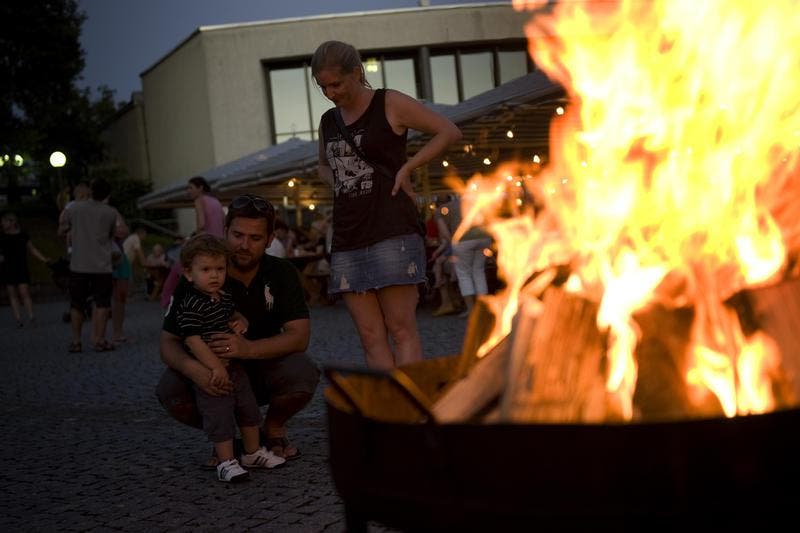 Lampionumzug an der 1. August-Feier in Hünenberg. (Bild: Maria Schmid / Neue ZZ)