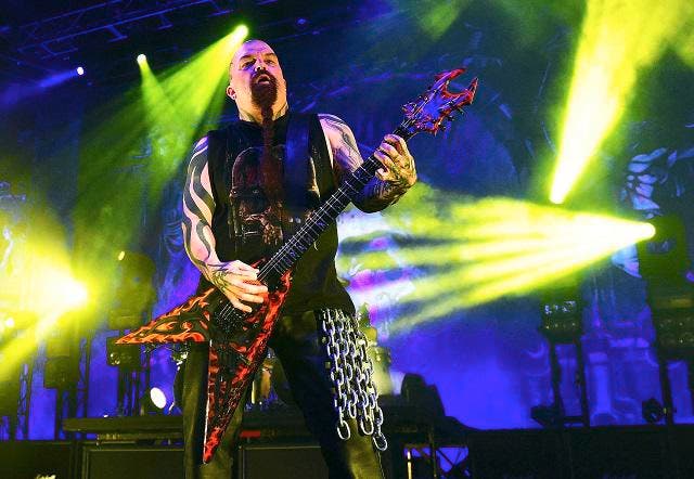 Die Musik von Slayer mit Gitarrist Kerry King (51) ist laut und extrem schnell. Die Texte sind meist voller Wut. (Bild: Ethan Miller (Getty Images))