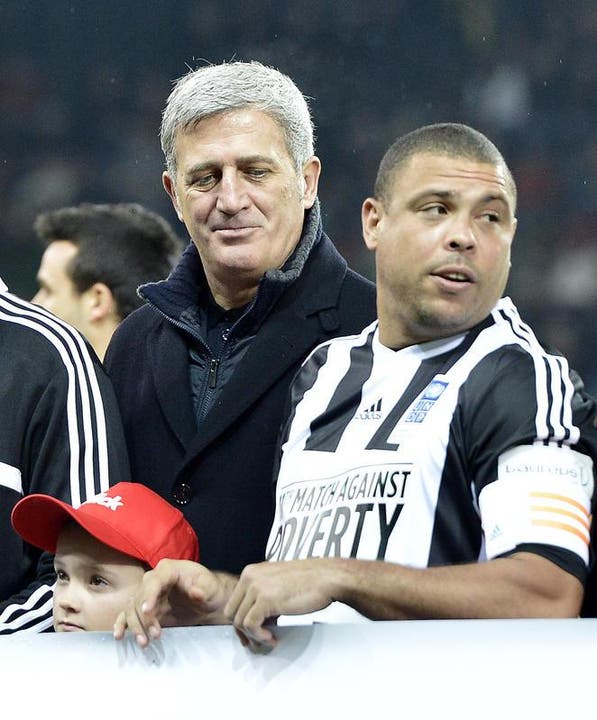 Vladimir Petkovic, links, und der Brasilianer Ronaldo. (Bild: Keystone)