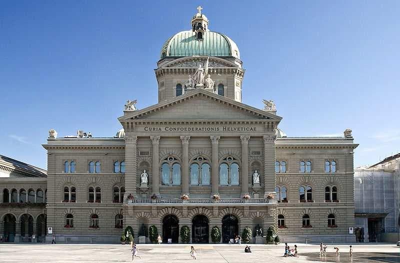 Platz 2: Bundeshaus (mit Bundesplatz) in Bern (181) (Bild: Bundesamt für Kultur)
