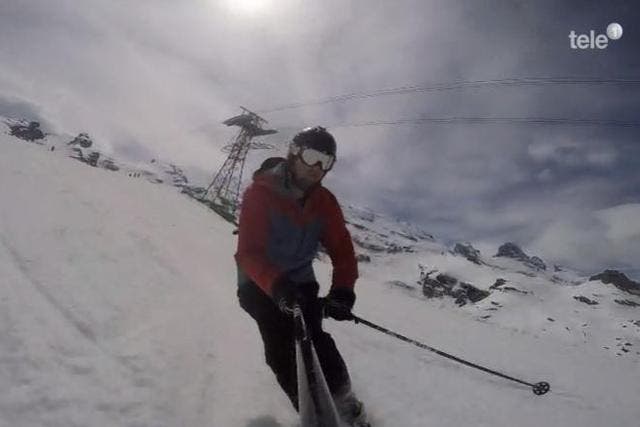Ein Skifahrer am Sonntag auf dem Titlis. (Bild: Tele1 Screenshot)
