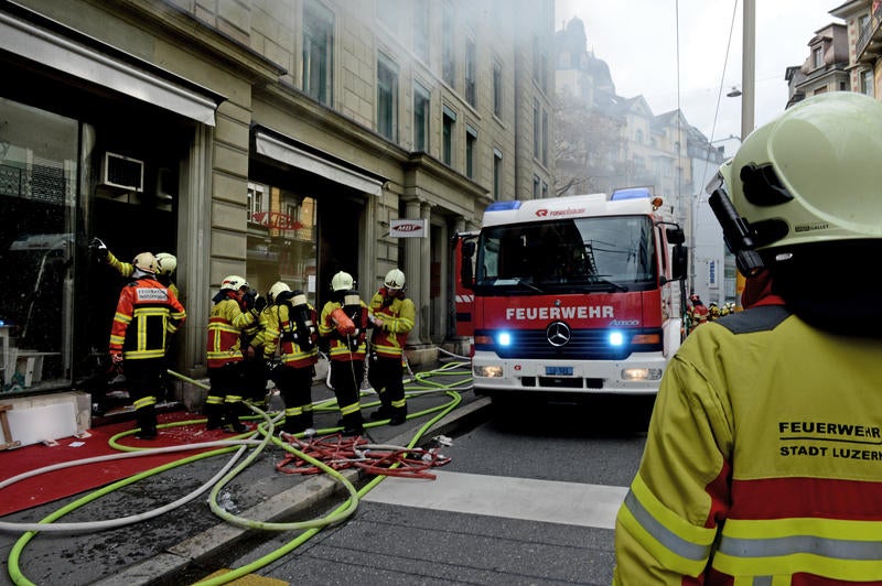 LUZERN: Feuerwehreinsatz In Der Luzerner Innenstadt