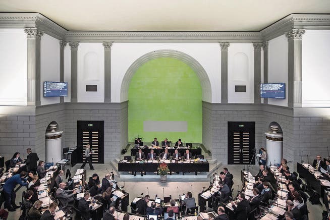 Blick in den Luzerner Kantonsratssaal während der letzten Budgetdebatte. (Bild: Pius Amrein (12. Dezember 2016))